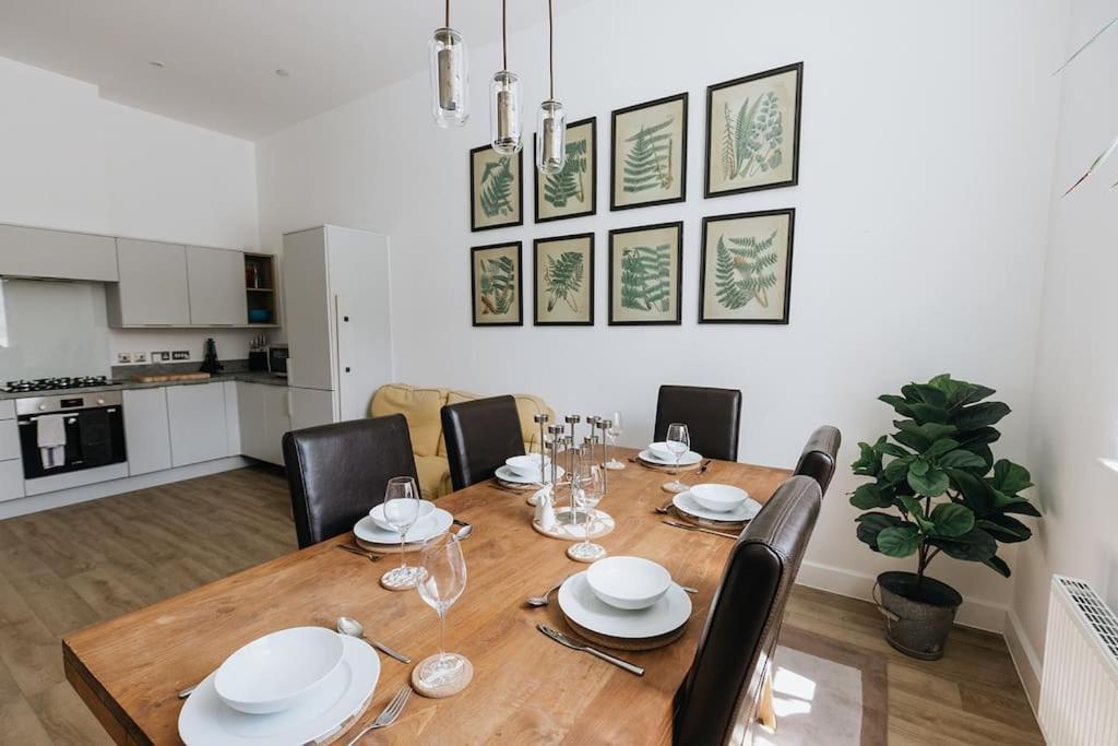 Bobbin Row - Grade 2 Listed Property With A Beautiful Design With Access To Leeds ليدز المظهر الخارجي الصورة